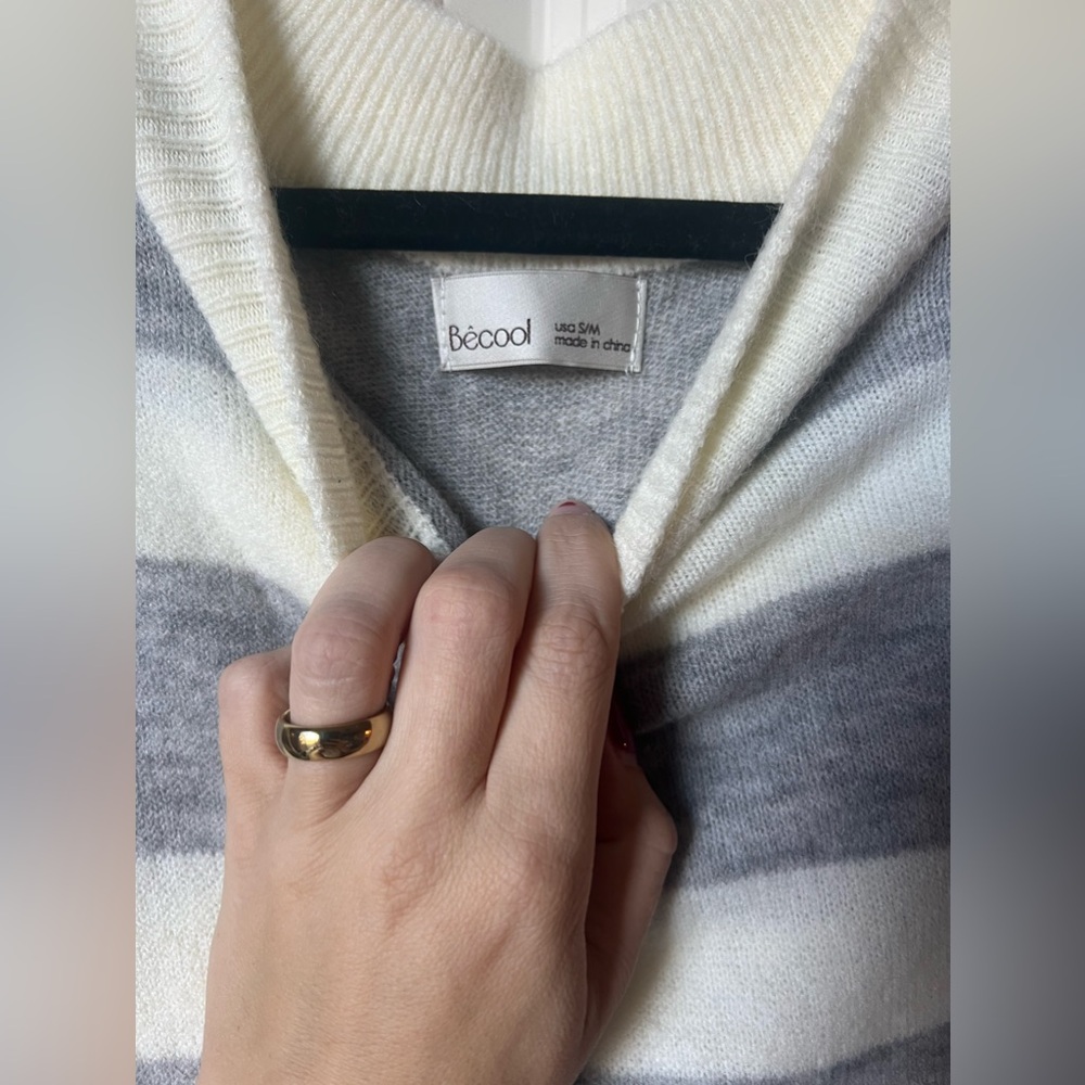Bécool soft striped sweater. US S/M. In grey and cream. - Picture 4 of 5
